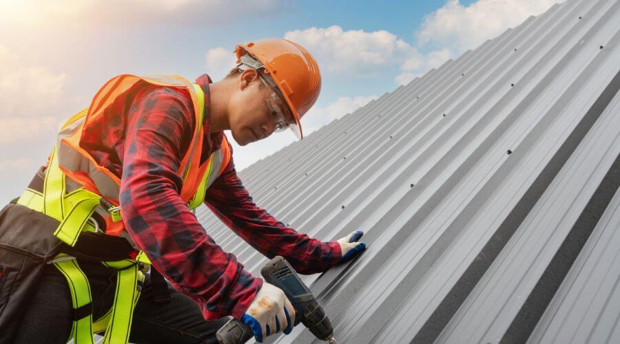 Professional Flat Roofing Installation in River Falls, AL